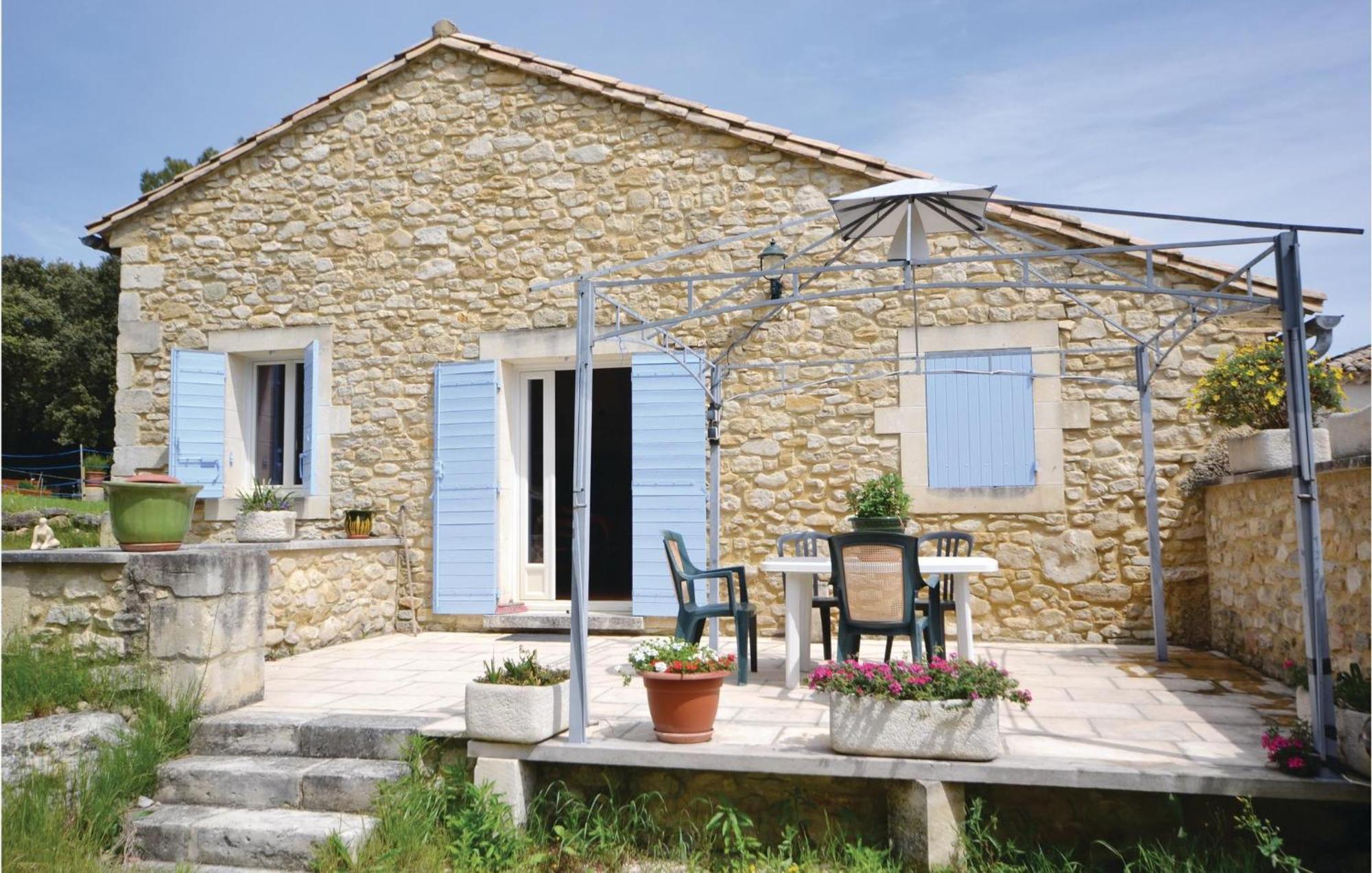 Awesome Home In Bollene With Wifi Exterior foto