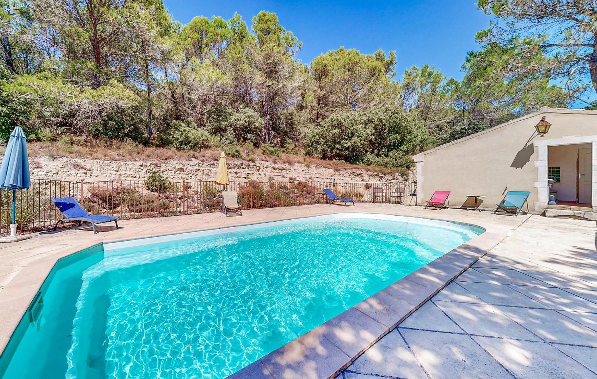 Awesome Home In Bollene With Wifi Exterior foto