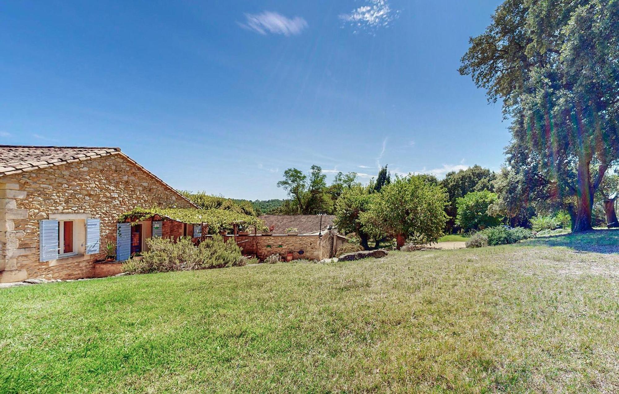 Awesome Home In Bollene With Wifi Exterior foto